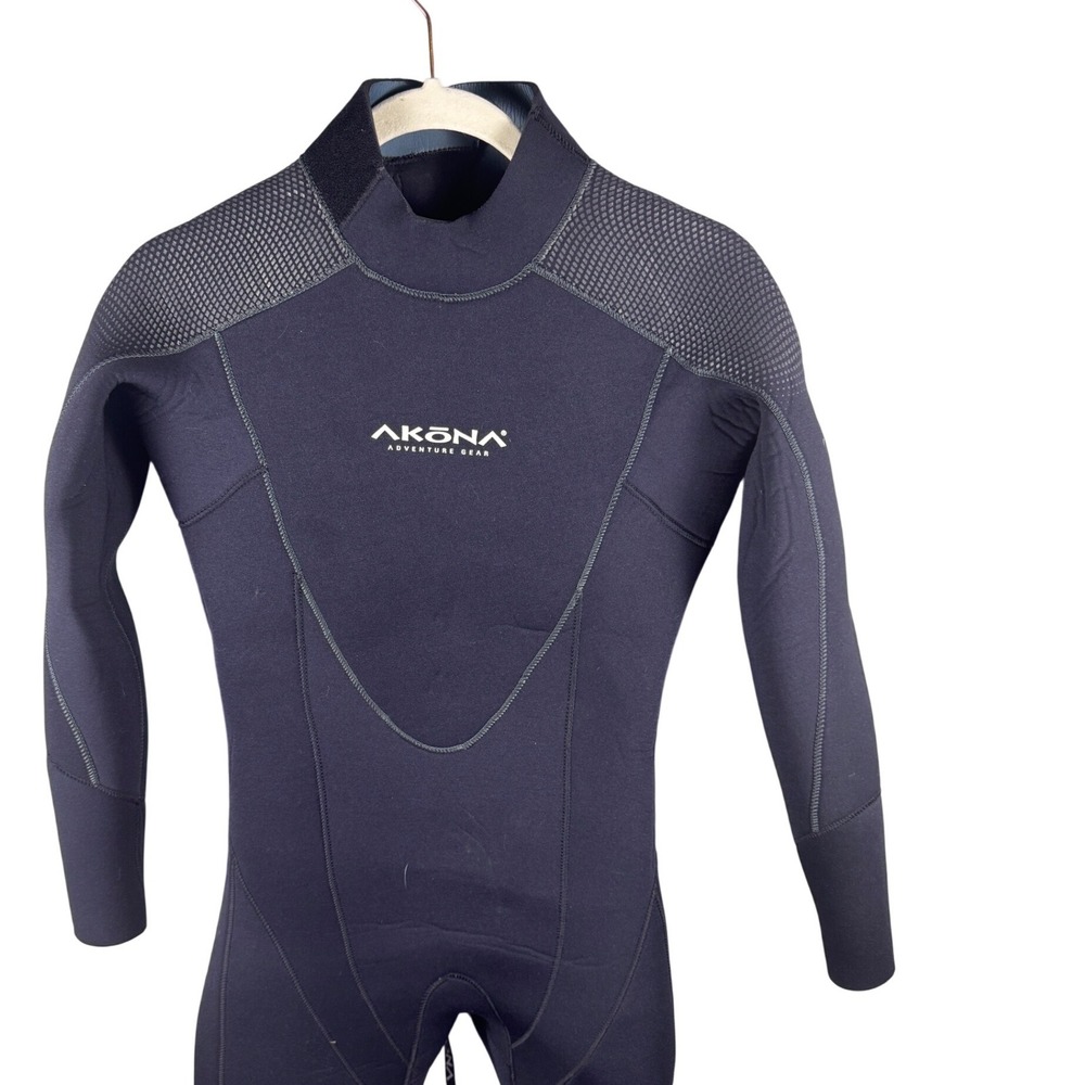 Akona Adventure Gear Wetsuit Black Full Body Scuba Divingy Snorkeling Size MD